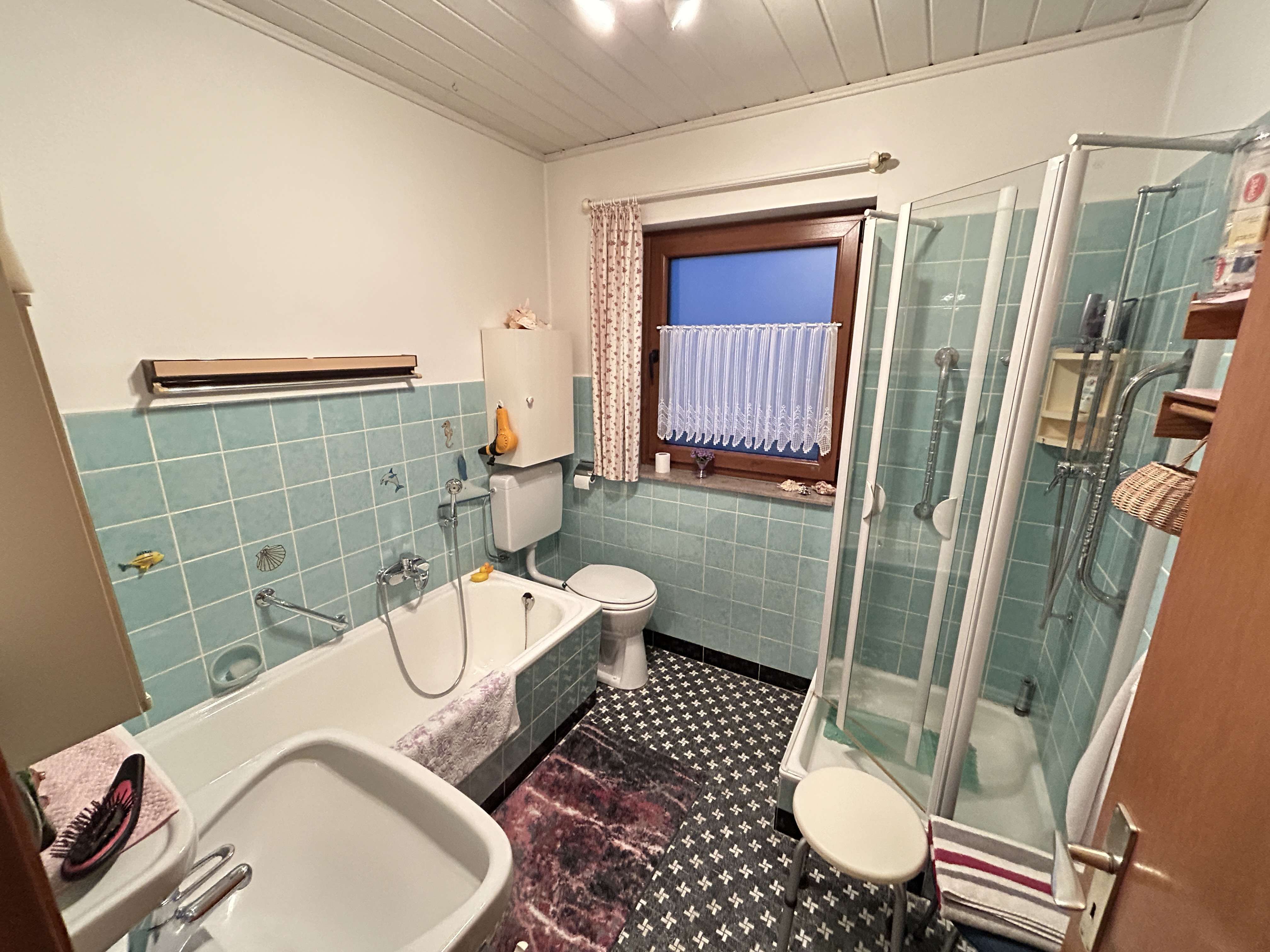 Immobilie in Marsberg - Einfamilienhaus mit Freisitz und Gartenhaus in Marsberg - Bild 1