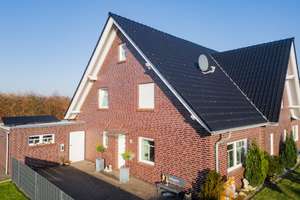 Moderne Doppelhaushälfte in Hage mit Stil und hochwertiger Ausstattung auf ca. 155 m² – Die vollständige Adresse der Immobilie erhältst du vom Anbieter., 26524 Hage – Vorschaubild 1
