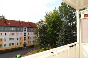3 Zimmer: Erstbezug nach Sanierung mit Blick ins Grüne – Am Karbel 93, 9116 Chemnitz – Vorschaubild 5