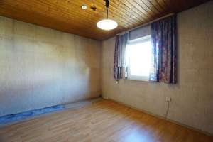 Reiheneckhaus mit Terrasse, schönem Garten und 2 Garagen – Die vollständige Adresse der Immobilie erhältst du vom Anbieter., 72766 Reutlingen-Mitte, Reutlingen – Vorschaubild 12