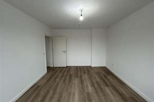 Renoviertes Wohnen! Bezugsfreie 3-Zi-Whg mit Balkon – Horststraße 58, 47137 Untermeiderich, Duisburg – Vorschaubild 2