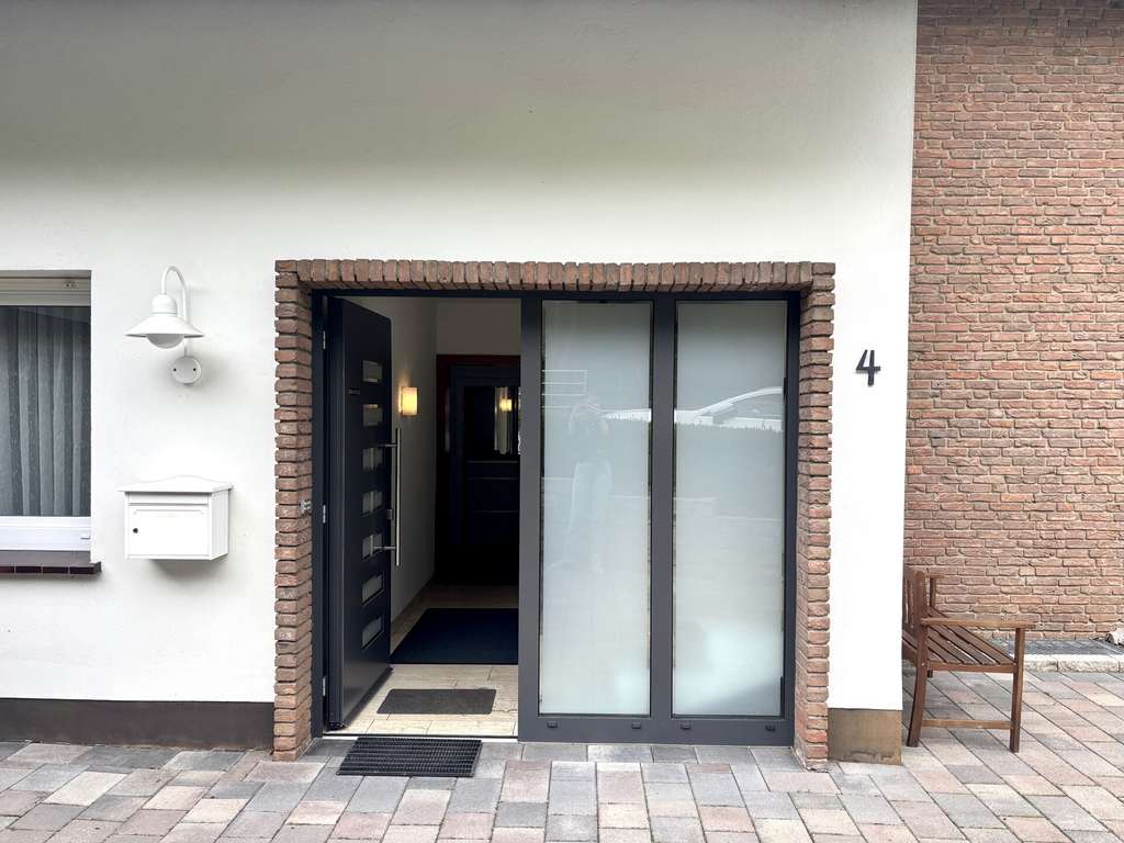 Immobilie in Bissendorf - Wunderschönes Zweifamilienhaus mit Anliegerbereich und herrlichem Blick über Bissendorf! - Bild 3