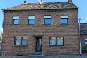 Großzügiges Haus mit 175 m² Wohnfläche in Rommerskirchen Anstel
