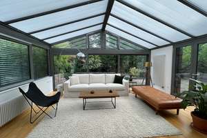 **Großzügiges Maisonette-Juwel mit Wintergarten, Terrasse & Garten**