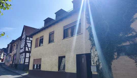 Bild von Solides Wohnhaus, mehrere Etagen und Terrasse mit Platz für die Familie in Stromberg