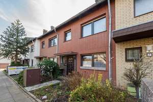 Familienfreundliches Wohnen nahe der Ruhr – Reihenhaus mit Südwest-Garten