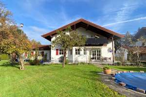 Von Privat:  modernisiertes Zuhause mit liebevoll angelegtem Garten mit Pool und Gartenteich – Die vollständige Adresse der Immobilie erhältst du vom Anbieter., 83064 Raubling – Vorschaubild 28