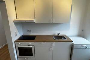 Frisch sanierte 3-Zi.-DG-Wohnung mit EBK in Hannover-Ledeburg – 30419 Ledeburg, Hannover – Vorschaubild 3