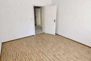 Helle 3-Zimmer-Wohnung mit Blick ins Grüne, überdachtem Balkon, Aufzug und TG in Nürnberg-Langwasser – Wettersteinstraße -, 90471 Langwasser Nordwest, Nürnberg – Vorschaubild 7