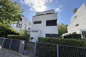 GRUNEWALD: LUXUS VILLA: 240 m² Wohnen sowie 350 m² GARTEN per 01.10.26 zu VERMIETEN (mind. 3 Jahre) – Die vollständige Adresse der Immobilie erhältst du vom Anbieter., 14193 Grunewald, Berlin – Vorschaubild 36