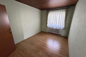 3 Familienhaus mit Garagen, Garten und Balkon sowie PV Anlage – Niederwaldstraße 17, 76532 Sandweier, Baden-Baden – Vorschaubild 17
