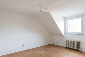 Kapitalanlage mit Potenzial: leerstehende 2-Zimmer-DG-Wohnung + 39 m² Nutzfläche + Stellplatz – Die vollständige Adresse der Immobilie erhältst du vom Anbieter., 44379 Marten, Dortmund – Vorschaubild 6