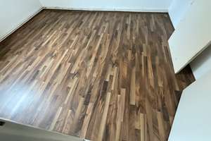 Charmante 2-Zimmer-Dachgeschosswohnung ifrei 17.07. – Salzastraße 43, 26388 Fedderwardergroden, Wilhelmshaven – Vorschaubild 3