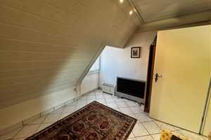 Schönes Reihenmittelhaus mit großem Garten I Renovierungsbedarf  – Krefeld – Vorschaubild 11