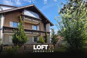** Ein Haus mit vielen Möglichkeiten: Großzügigies Zweifamilienhaus mit Dachausbau in Meilenhofen ** – Die vollständige Adresse der Immobilie erhältst du vom Anbieter., 84048 Mainburg – Vorschaubild 1