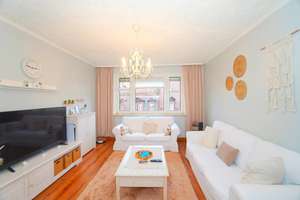 Gepflegte 3-Zimmer-Wohnung mit Balkon & renoviertem Bad – 65 m² Massivbau – Die vollständige Adresse der Immobilie erhältst du vom Anbieter., 90439 St. Leonhard, Nürnberg – Vorschaubild 8