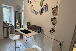 Großzügige möblierte 2,5-Zimmer-Wohnung mit Fischgrätenparkett in München-Bogenhausen – 81675 Steinhausen, München – Vorschaubild 6