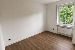 Top sanierte 3-Raum-Eigentumswohnung - ideal für Eigennutzer & Kapitalanleger – Am Weißiger Bach 147a, 1328 Weißig, Dresden – Vorschaubild 5