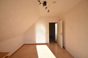 Familienglück in NE-Hoisten! Freistehendes EFH mit Garage und schönem Grundstück – Die vollständige Adresse der Immobilie erhältst du vom Anbieter., 41469 Hoisten, Neuss – Vorschaubild 16