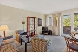 Sehr gepflegte 3 Zimmer Wohnung in Berlin-Wilmersdorf – Geisbergstraße 22, 10777 Wilmersdorf, Berlin – Vorschaubild 2