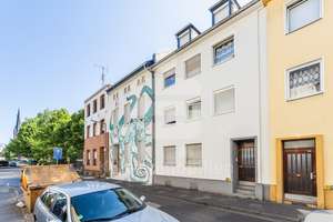 Historisches Mehrfamilienhaus aus 1945 mit ca. 231 m² Wohnfläche auf 342 m² Grundstück! – Die vollständige Adresse der Immobilie erhältst du vom Anbieter., 51103 Kalk (Ortsteil), Köln – Vorschaubild 2