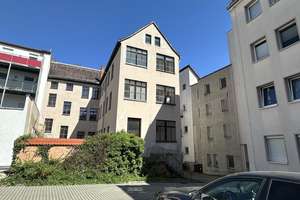 Einzeldenkmal mit opulenter Schmuckfassade - Sanierungsobjekt im Herzen der Altstadt – Die vollständige Adresse der Immobilie erhältst du vom Anbieter., 7545 Stadtmitte, Gera – Vorschaubild 5