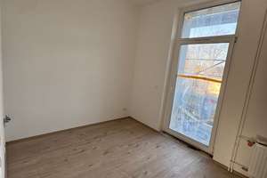 schöne Single-Wohnung - kernsaniert - 1,5 Zimmer Wohnung mit Balkon, 39 m² in DU-Walsum