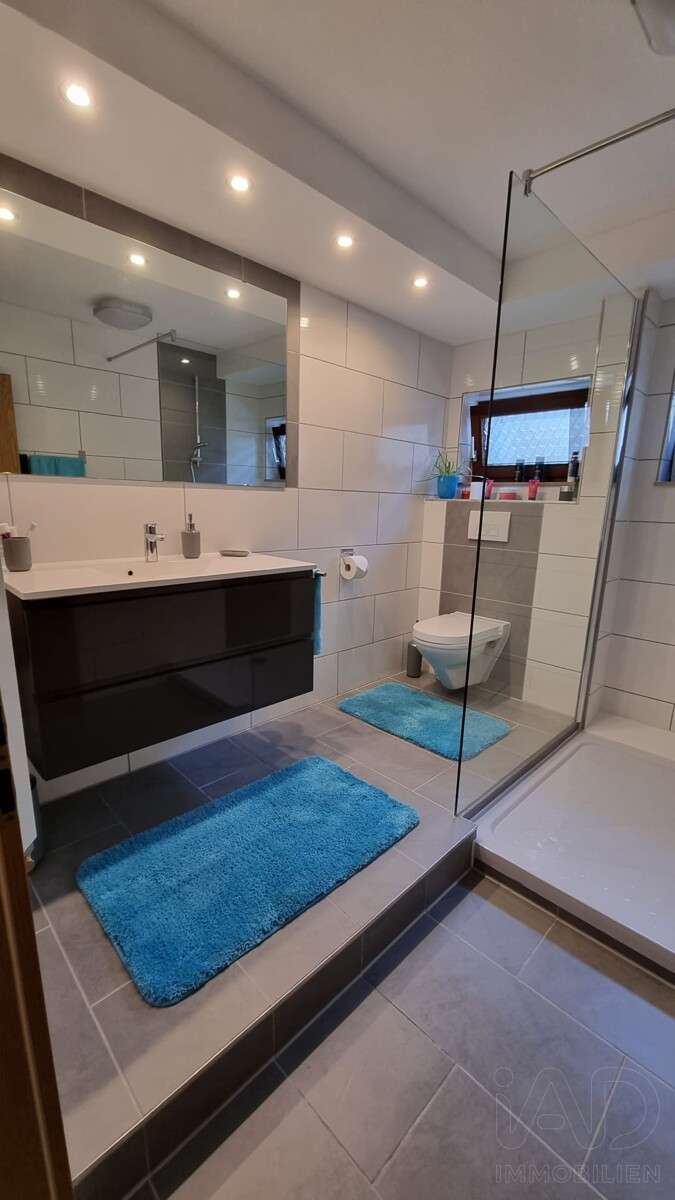 Immobilie in Oedheim - Modernisiertes 3-Familienaus-flexibel für Mehrgenerationen, Eigennutzer & Kapitalanleger - Bild 8