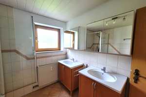 Traumhaftes Mehrfamilienhaus in begehrter Lage in Rottenburg Oberndorf – Unterdorfweg 11, 72108 Tübingen (Kreis) – Vorschaubild 7