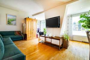 Zweifamilienhaus mit traumhaftem Garten in guter Lage von Müllheim – Die vollständige Adresse der Immobilie erhältst du vom Anbieter., 79379 Müllheim – Vorschaubild 14