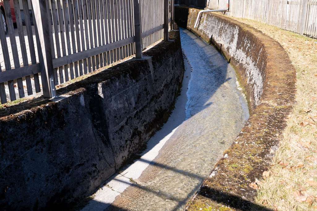 Immobilie in Miesbach - Bezahlbares Investment unter 150k: Vermietete 1-Zimmer-Wohnung zur Anlage mit Balkon in Miesbach - Bild 1