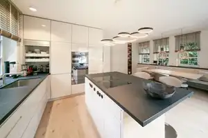 Klar im Design, stark in der Ausstattung - Zuhause mit Stil und Substanz! – Hamburg – Vorschaubild 9