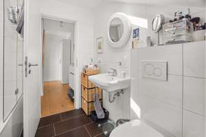 Top modernisierte, helle 3 Zimmer Dachgeschosswohnung  mit 2 Balkonen in Naurod  | WAGNER IMMOBILIEN – Die vollständige Adresse der Immobilie erhältst du vom Anbieter., 65207 Naurod, Wiesbaden – Vorschaubild 12