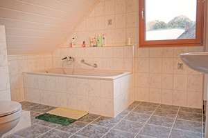 Schönes Einfamilienhaus mit herrlichem Garten – Die vollständige Adresse der Immobilie erhältst du vom Anbieter., 56745 Bell – Vorschaubild 14