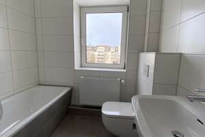 Helle 3-Raumwohnung mit Einbauküche in Sudenburg – Halberstädter Straße 162, 39112 Sudenburg, Magdeburg – Vorschaubild 2