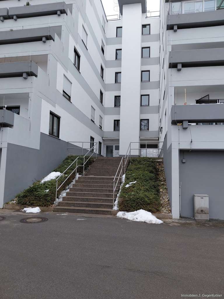 Immobilie in Deggendorf - 1 - Zimmer-Appartement mit Dachterrasse in Deggendorf - Bild 1