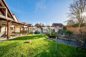 Gemütliches Einfamilienhaus mit Einliegerwohnung und sonnigen Garten – Die vollständige Adresse der Immobilie erhältst du vom Anbieter., 90427 Wetzendorf, Nürnberg – Vorschaubild 2