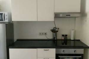 1-Zimmrr Altbau-Apartment - vollständig möbliert  – Die vollständige Adresse der Immobilie erhältst du vom Anbieter., 40472 Rath, Düsseldorf – Vorschaubild 2