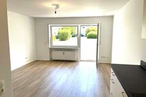 Sehr schöne, helle und ruhige 1-Zimmer-Wohnung mit Balkon in Ismaning