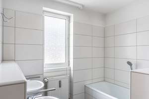 NEW *PAUL & PARTNER* GEMÜTLICHE MAISONETTE-EINHEIT MIT BALKON IN TOP LAGE ! – Die vollständige Adresse der Immobilie erhältst du vom Anbieter., 65183 Mitte, Wiesbaden – Vorschaubild 19