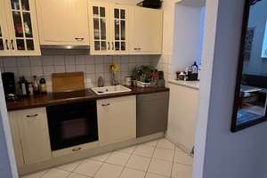 Große 2-Zimmer-Wohnung am Elsässer Platz - Eigener Eingang im Hof! – Gneisenaustr. 2, 65195 Westend / Bleichstraße, Wiesbaden – Vorschaubild 7