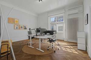 Außergewöhnliche Altbauwohnung mit mehr als 280 m² in der Karlsruher Weststadt – Die vollständige Adresse der Immobilie erhältst du vom Anbieter., 76133 Weststadt, Karlsruhe – Vorschaubild 8