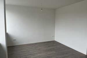 Suche Nachmieter  für den 01.08.2025 bitte Bewerbungen ausschließlich bei www.livus.de abgeben  – Viehofer Platz 15, 45127 Essen – Vorschaubild 7