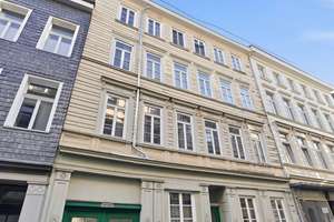 Mehrfamilienhaus in begehrter Lage am Wuppertaler Ölberg!