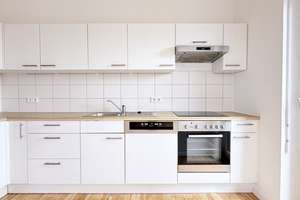 Wohnen ganz oben: 2-Zimmer-Wohnung mit Einbauküche und Dachterrasse – Berliner Allee 8B, 64295 Darmstadt-West, Darmstadt – Vorschaubild 5