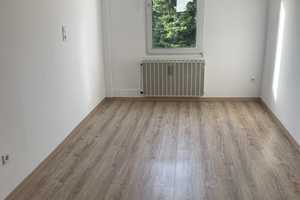 Attraktive und vollständig renovierte 2-Raum-Wohnung mit gehobener Innenausstattung in Wuppertal – Wittensteinstraße 45, 42285 Wuppertal – Vorschaubild 6