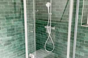 Mit Chick & Charme das Wohnen genießen: 2 Zimmer & Einbauküche, Glaswand-Loggia, Tageslichtbad – Hildesheimer Straße 452, 30519 Wülfel, Hannover – Vorschaubild 7