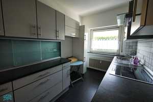 ***Wohnen mit Stil: Erdgeschosswohnung mit Balkon, Garten und Garage – Wuppertal – Vorschaubild 5