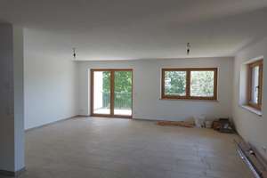Zuhause mit Garten in Huglfing, Neubau-Wohnung in Doppelhaushälfte – Enzianweg 9 a, 82386 Huglfing – Vorschaubild 5