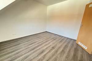 Gemütliche kleine Dachgeschosswohnung mit Einbauküche – Lukasstraße 1, 58095 Mittelstadt, Hagen – Vorschaubild 4